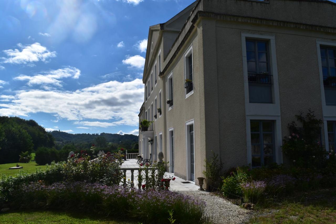 Chateau Roquehort Avec Ev Recharge Point 22Kw Monein Exterior foto