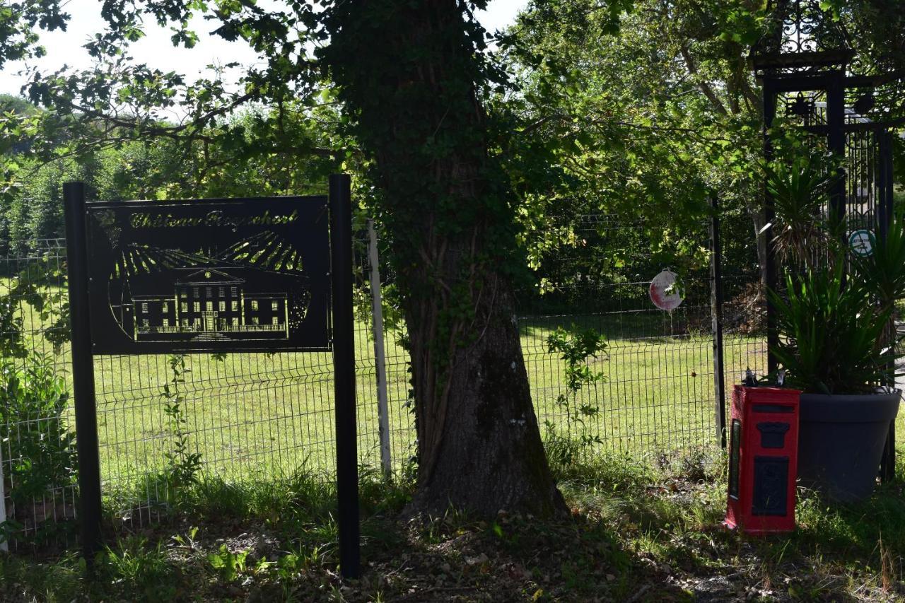 Chateau Roquehort Avec Ev Recharge Point 22Kw Monein Exterior foto