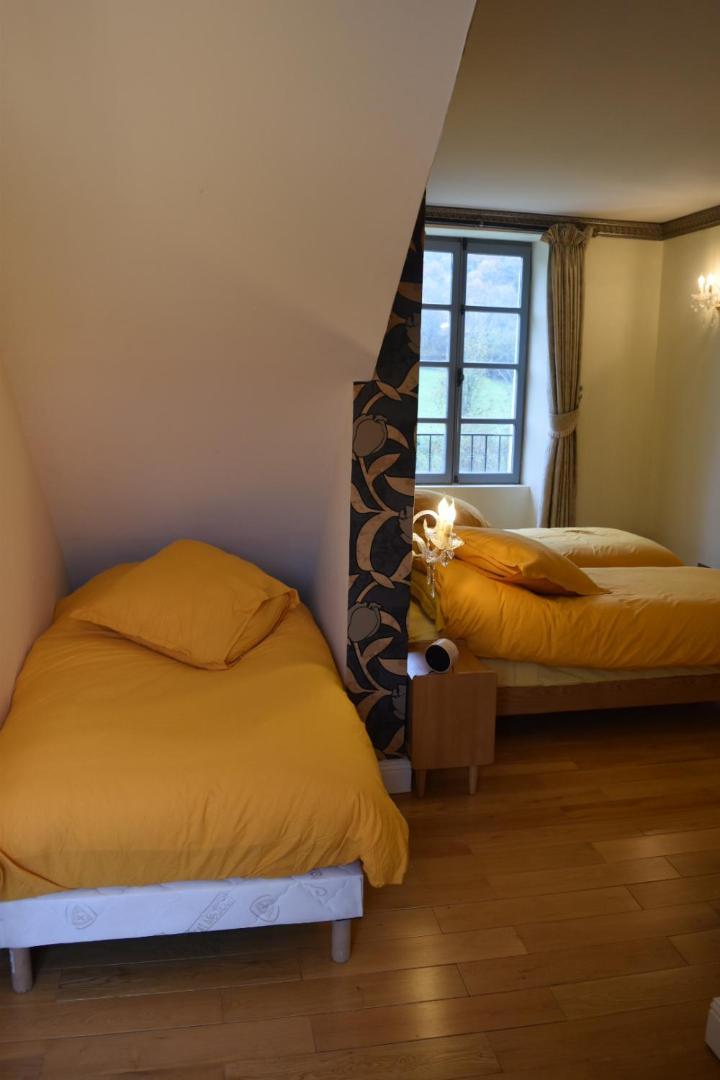 Chateau Roquehort Avec Ev Recharge Point 22Kw Monein Zimmer foto